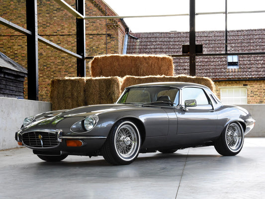 Pure Art: Jaguar E-Type V12 Restomod