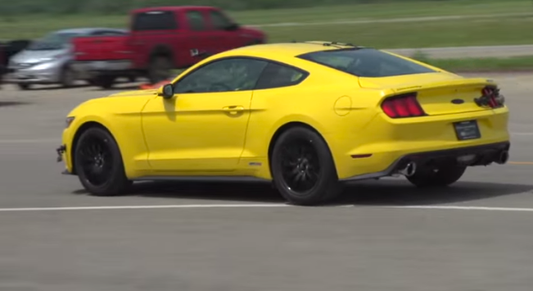 2015 Hennessey Mustang Tops 200MPH