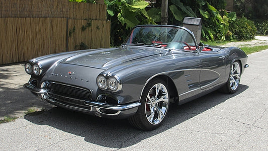 Beautiful 1961 Chevrolet Corvette 6 Speed-556HP